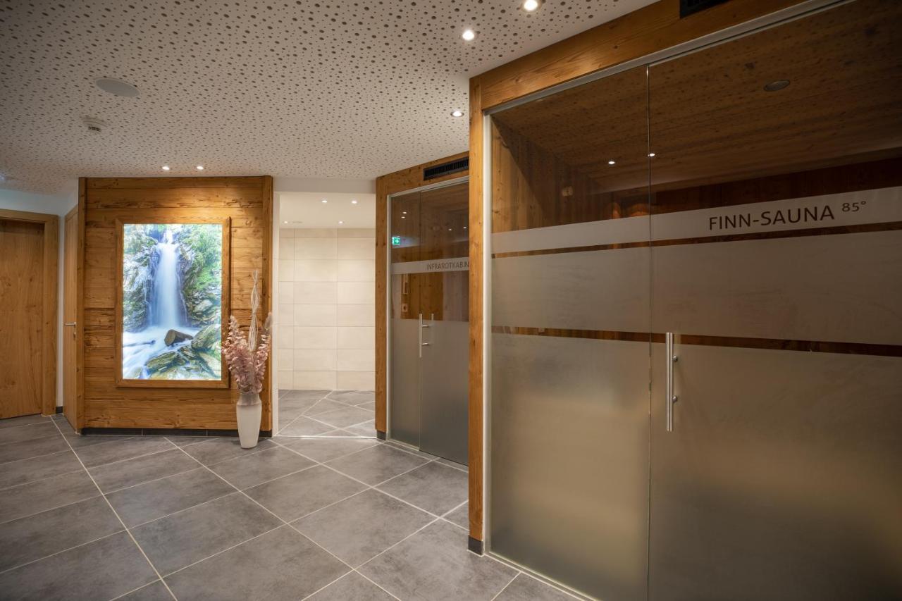 Haus Sattelblick Hotel ซังคท์อันทอนอัมอาร์ลแบร์ก ภายนอก รูปภาพ