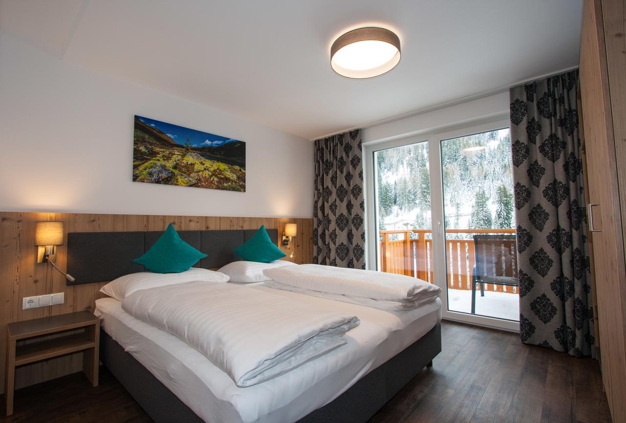 Haus Sattelblick Hotel ซังคท์อันทอนอัมอาร์ลแบร์ก ภายนอก รูปภาพ